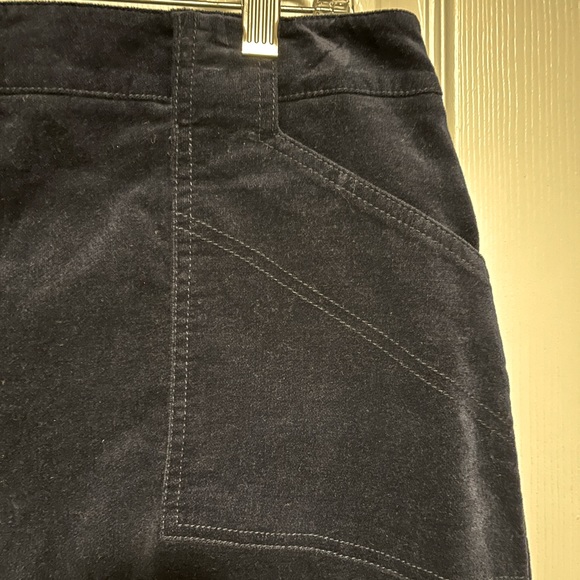 Blue velvety mini skirt with pockets NWT - Picture 3 of 9